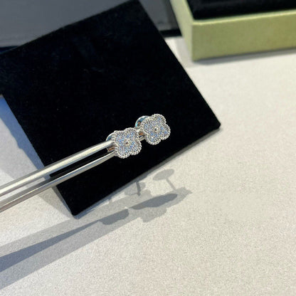 [⭐Mirelle]CLOVER MINI DIAMOND STUD EARRINGS